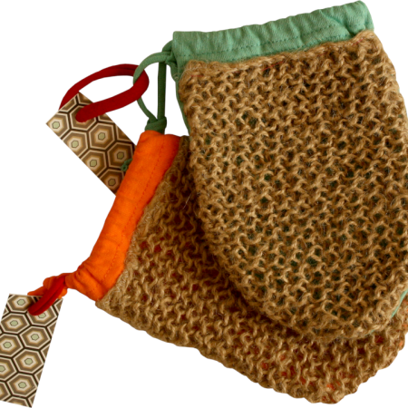 Upcycle jute body scrubber