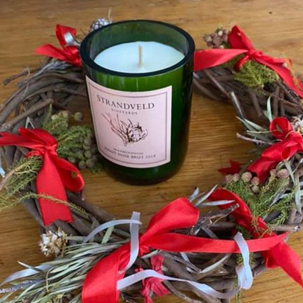 Candle made from champagne bottle - Image 5